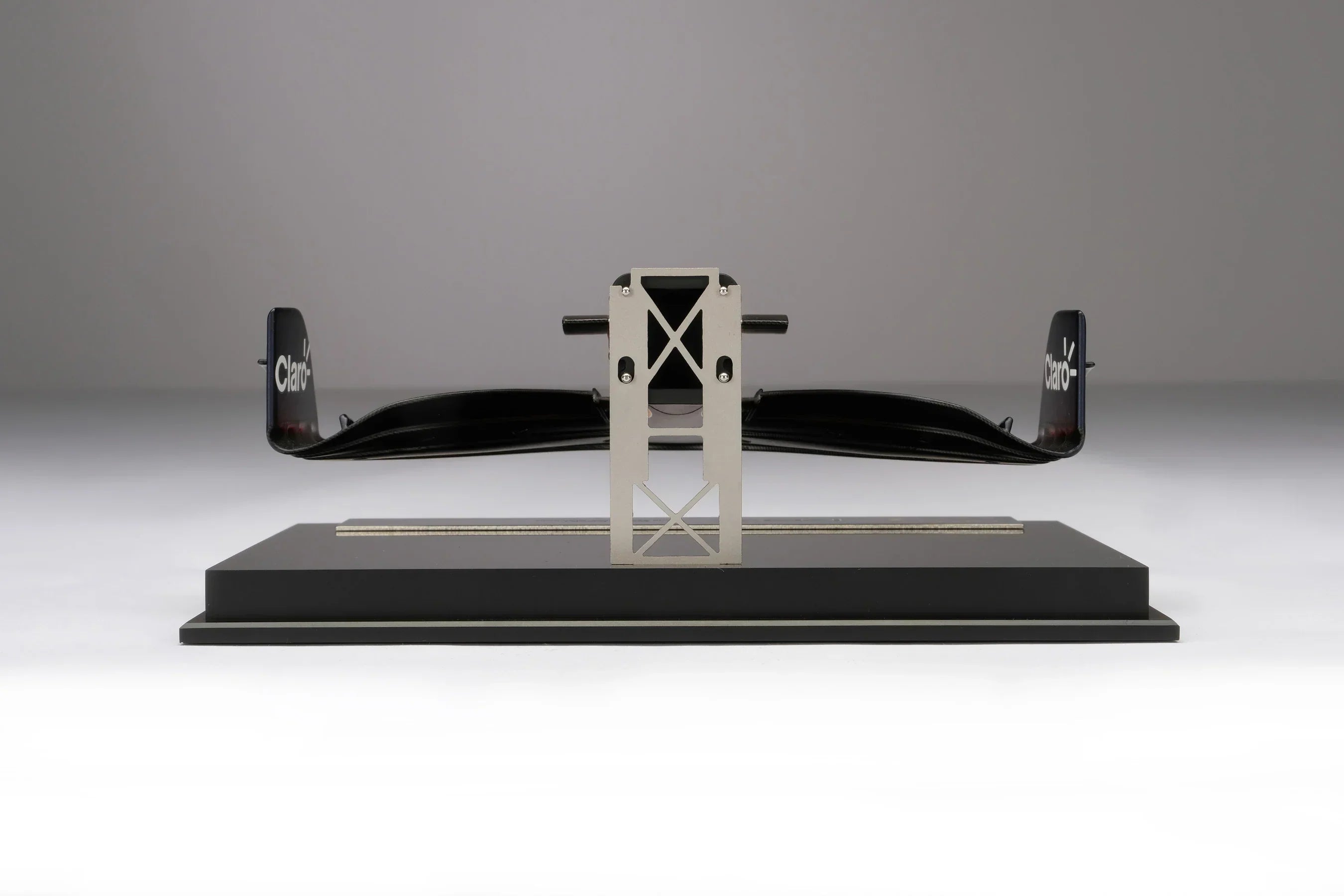 RB18 Front Wing 2022 Season Amalgam 1:12 Nosecone