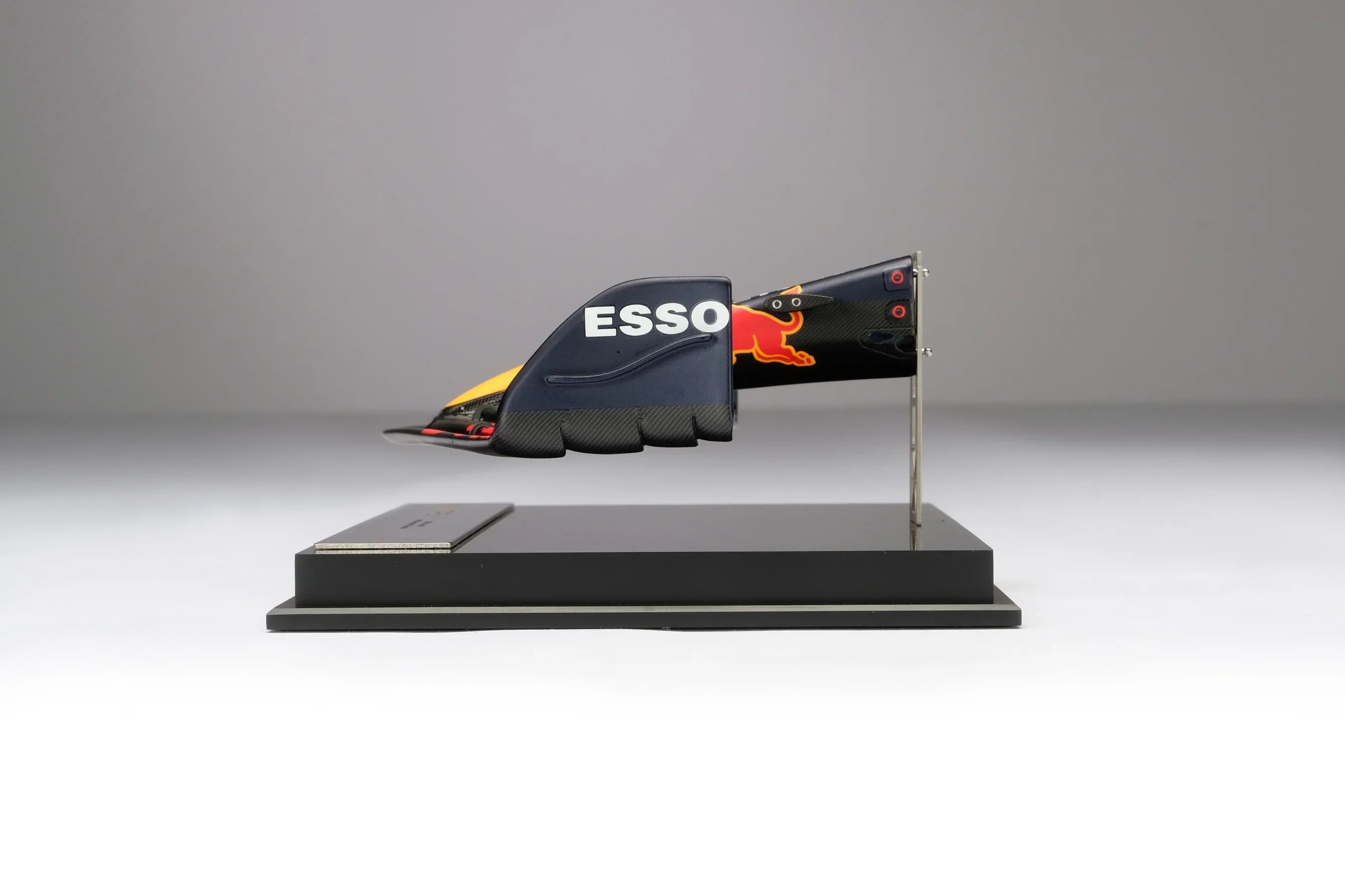 RB18 Front Wing 2022 Season Amalgam 1:12 Nosecone